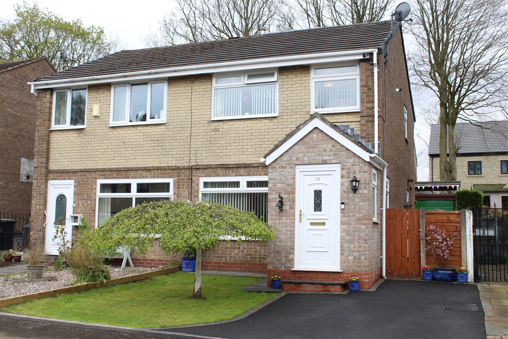 Woodfield Close, Hadfield, Glossop